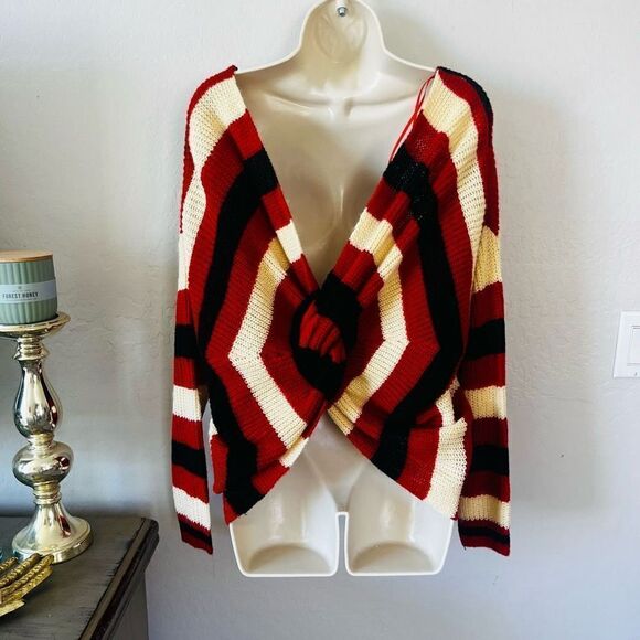 VICI‎ NWOT Christmas sweaters fall striped Megan Twist back v neck sweater - Picture 2 of 7
